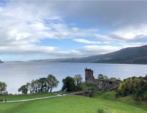 Trein naar het meer van Loch Ness