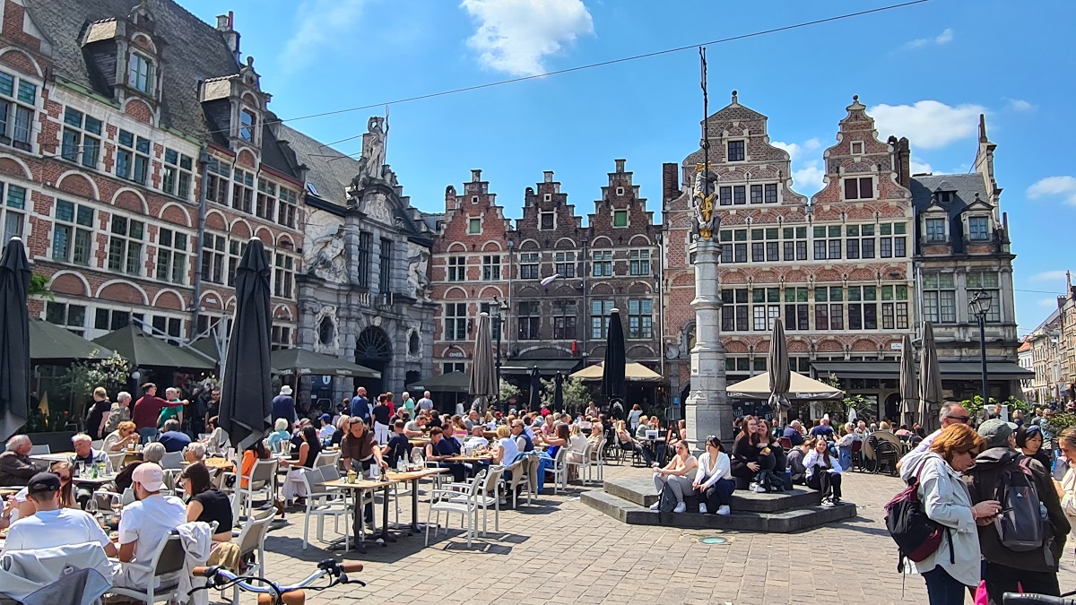 Het Sint-Veerleplein in Gent